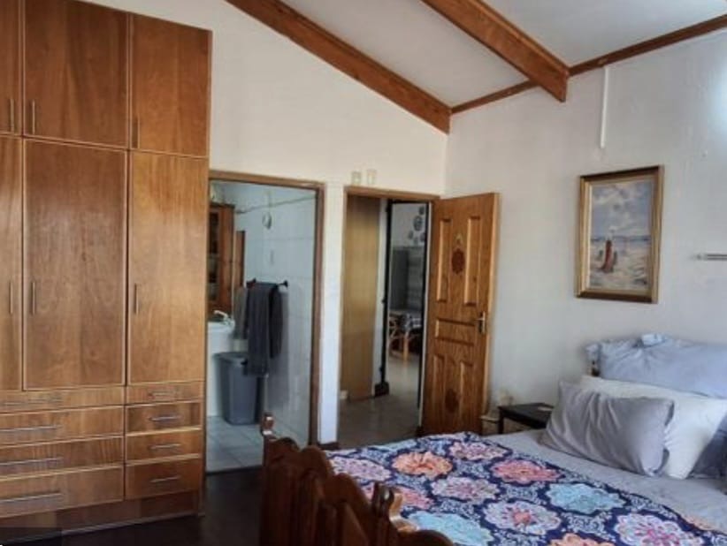 5 Bedroom Property for Sale in Deneysville Free State